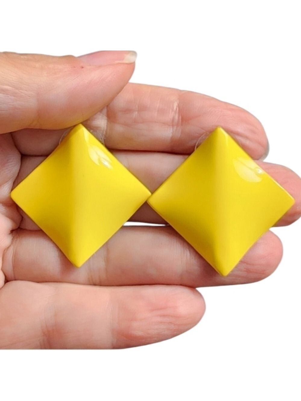 💥4 For $20💥Yellow Square Earrings